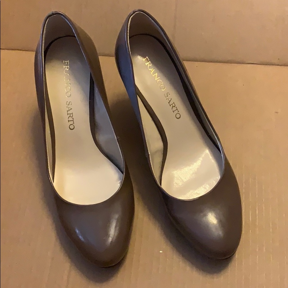 Brown / taupe 2.5 heels